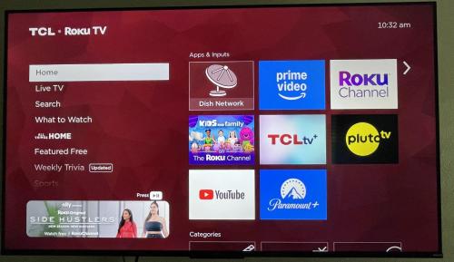 ein Tablet-Bildschirm mit einer Reihe verschiedener Logos in der Unterkunft Peaceful Acres Cabin 4 - Get-N-Away in Soldotna