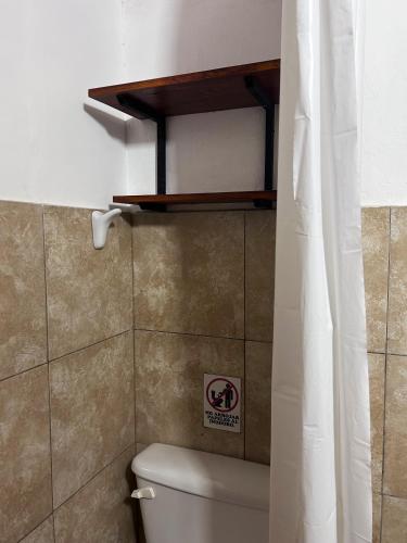 Et badeværelse på Tacuifi I - Apartamentos