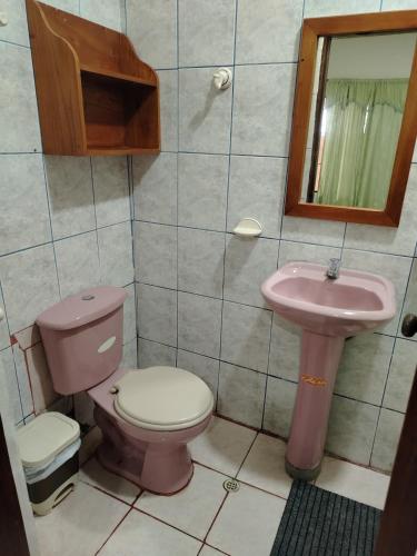 Mark’s home tesisinde bir banyo