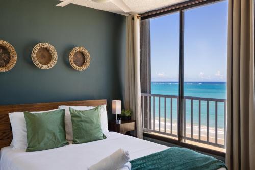Playa Mujeres 1BDR Oceanfront Pool Parking