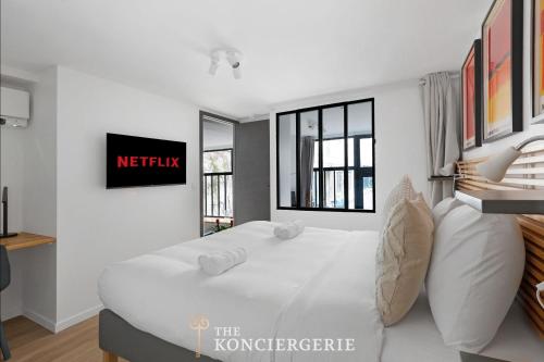 Residence d'Exception Renovee par Architecte - Paris 10