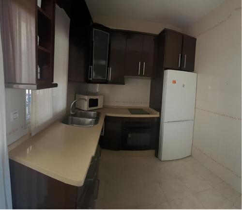 Nhà bếp/bếp nhỏ tại Casa playa primera linea Matalascañas