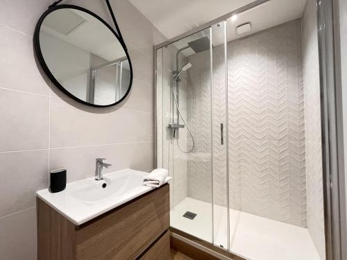 Et badeværelse på Paris 24 - Studio calme, cosy proche centre Reims