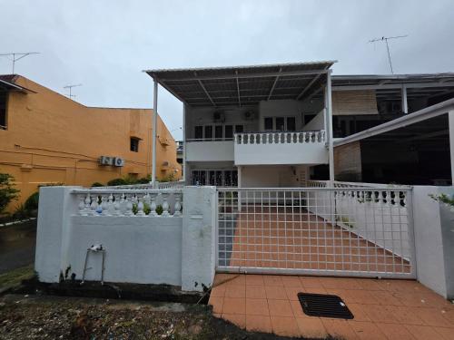 Bygningen som feriehuset ligger i