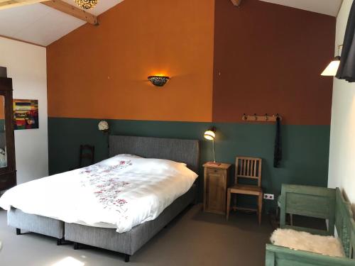 Postel nebo postele na pokoji v ubytování Beautiful Countryside house, close to Amsterdam