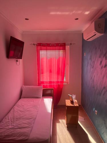 Μια τηλεόραση ή/και κέντρο ψυχαγωγίας στο G-CITY Hostel