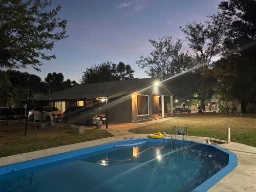 Swimmingpoolen hos eller tæt på Los totos2