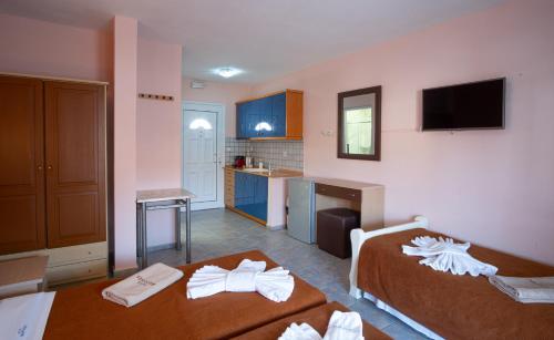 Photo de la galerie de l'établissement Hotel Dionysos Polichrono, à Polychrono