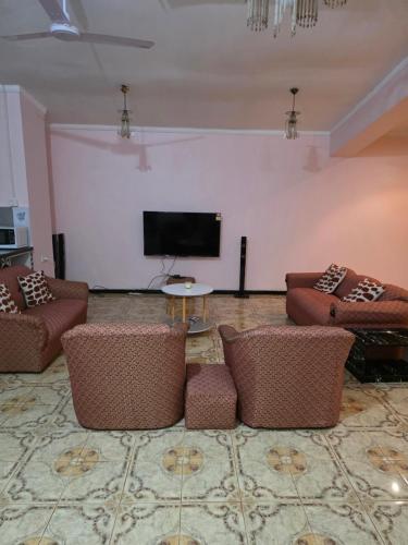 Μια τηλεόραση ή/και κέντρο ψυχαγωγίας στο Abnb House