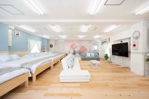 100sqm,Shinjuku 5min, Shibuya 12min,4F No Elevetor