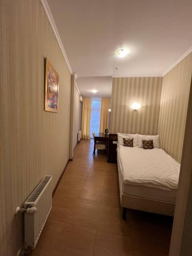 Odeska Astoria Arcadia Hotel — Room