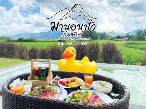 Jídlo v vily nebo okolí