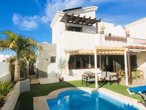 Villa Vista with heated pool & Jacuzzi