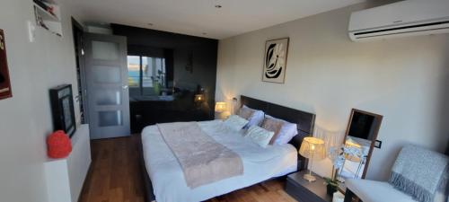 Duplex Cap Salou