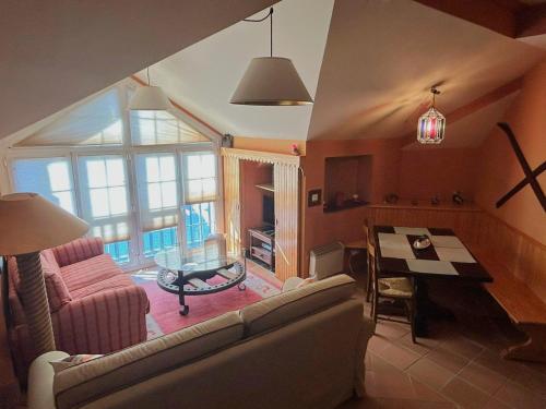 Et opholdsområde på Plaza Andalucía Edificio Enebro 4-6 pax