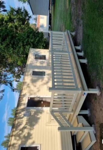 Budova, kde se prázdninový dům nachází