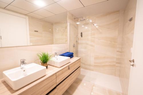 Et badeværelse på B&B Benidorm Beach 13 - 38