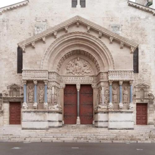Billede fra billedgalleriet på Extraordinaire face aux Arènes i Arles