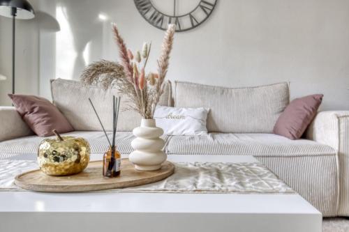 Posezení v ubytování Cosy et élégant, proche aéroport & hyper centre