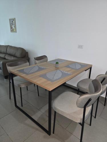 Fotografie z fotogalerie ubytování Modern executive apartment with views and parking v destinaci Managua