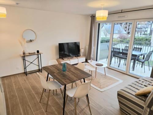 Beautiful new and bright apartment Sable & Sel