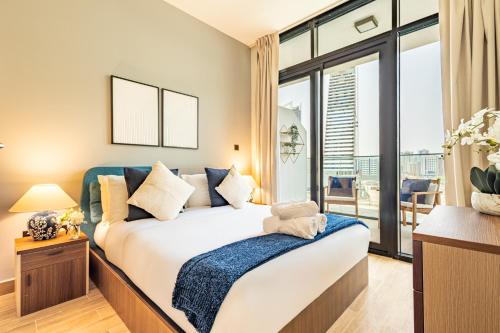 Full Canal Views - Near ADGM, Cleveland & Galleria - Ideal for Corporate Guests & Business Professionals - Big Balcony
