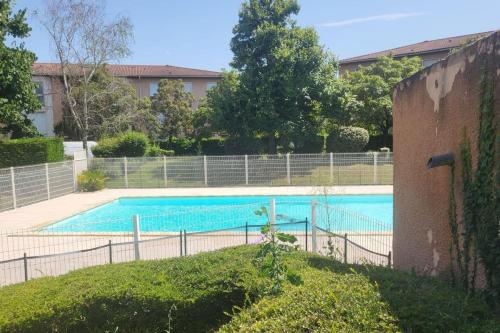 Moundi Piscine-parking-balcon Proche Hippodrome