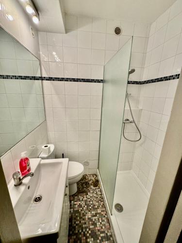 Ένα μπάνιο στο Hyper Centre de Valence - Studio 41