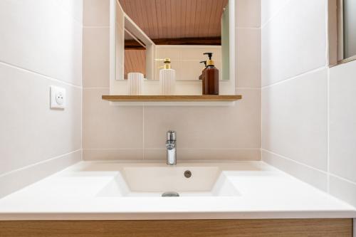 Et badeværelse på La Blandynette - rénové et authentique - 3P