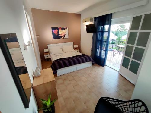 Spasmata Village - Cozy Apartments Sea View Next to Beach Only Adults No Kitchenette