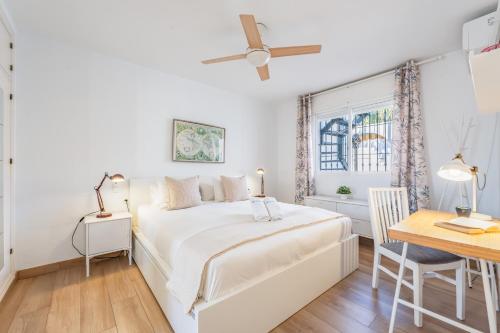 Giường trong phòng chung tại VB Fantastic 3BDR Duplex with large terrace