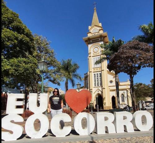 Un certificat, premiu, logo sau alt document afișat la Tiny House Socorro