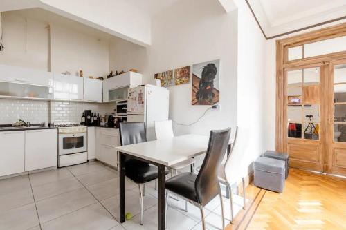 Nhà bếp/bếp nhỏ tại Estupenda habitación privada deluxe