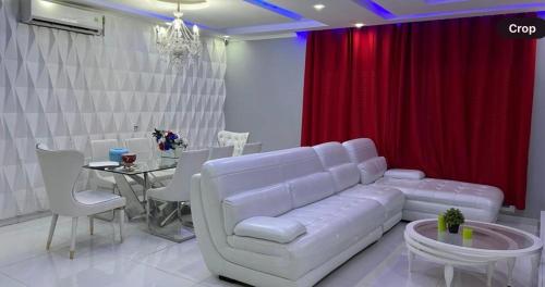 Modern Camama Getaway for Work or Family stays