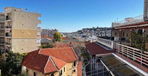 Surrounded View Family - with Private Parking