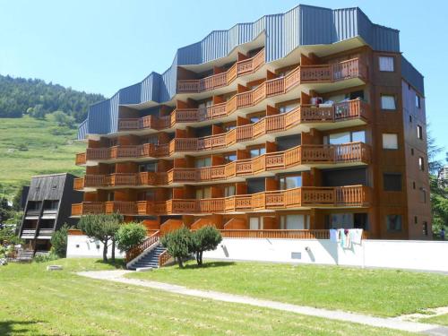 Studio couple 2 pers, ski aux pieds, centre, ascenseur