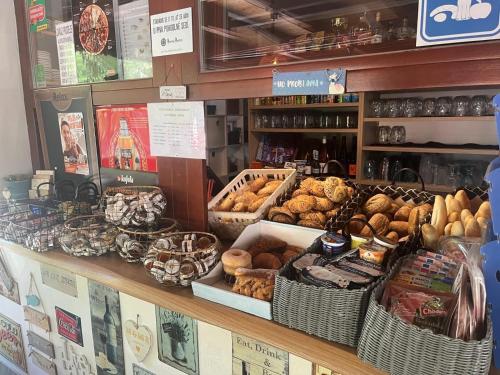 Mad i ferieparken eller i nærheden