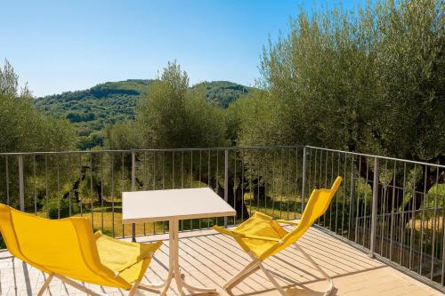 En generel udsigt til bjerge eller udsigt til bjerge taget fra feriehuset