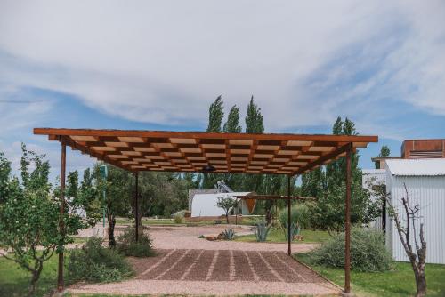Ein Garten an der Unterkunft Finca La Escondida San Rafael