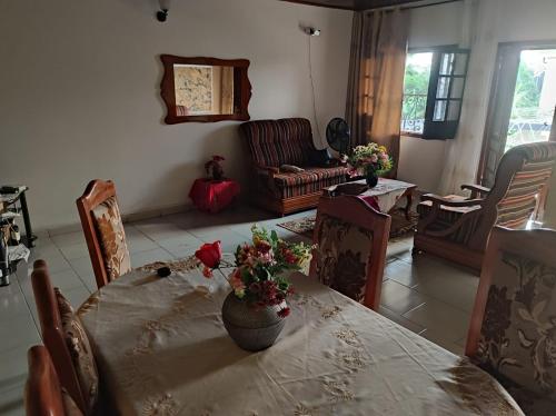 Zona d'estar a Edea loc2