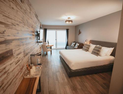 Postel nebo postele na pokoji v ubytování Étoile du Lac Lyster - Spa & Vue sur le Lac