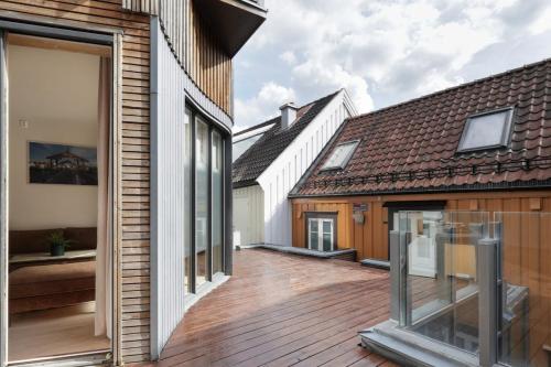 Ảnh trong thư viện ảnh của Stylish apt 2nd floor city centre ở Trondheim