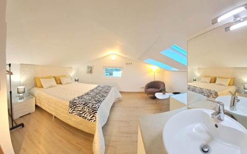 Nira House Luxury & Simplicity