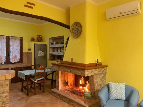 Posezení v ubytování Open Space s'Ollastu con WiFi, Patio e Aria Condizionata