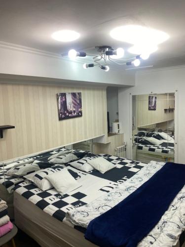 Hotels with large beds