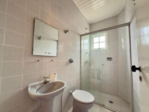 Et badeværelse på Juquehy Studios 7 ou 9