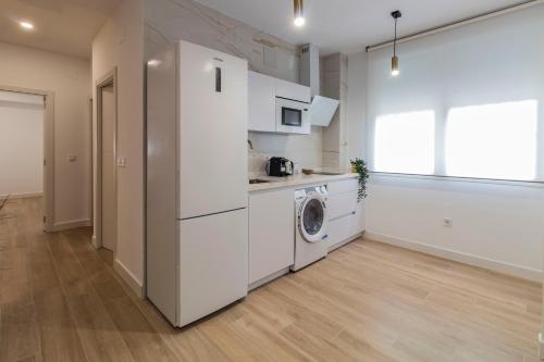 Nuevo y Acogedor Piso junto a Santa Justa y Aeropuerto 3