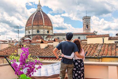 Penthouse with big terrace Duomo view