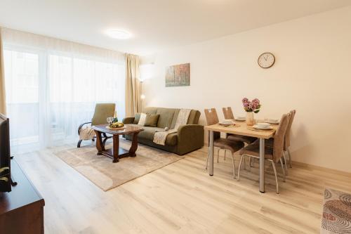 BNB Apartment Pod Vinicou with balcony