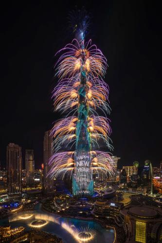 Grande Signature Residence 907 Full Burj Khalifa and Dubai Dancing Fountain View 5 Min Walk Dubai Mall Luxury Downtown Apartment